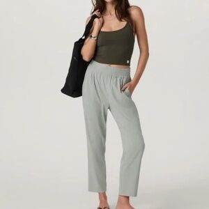 Vuori Villa ankle Talc (grey) Women's straight smocked waist pockets Small